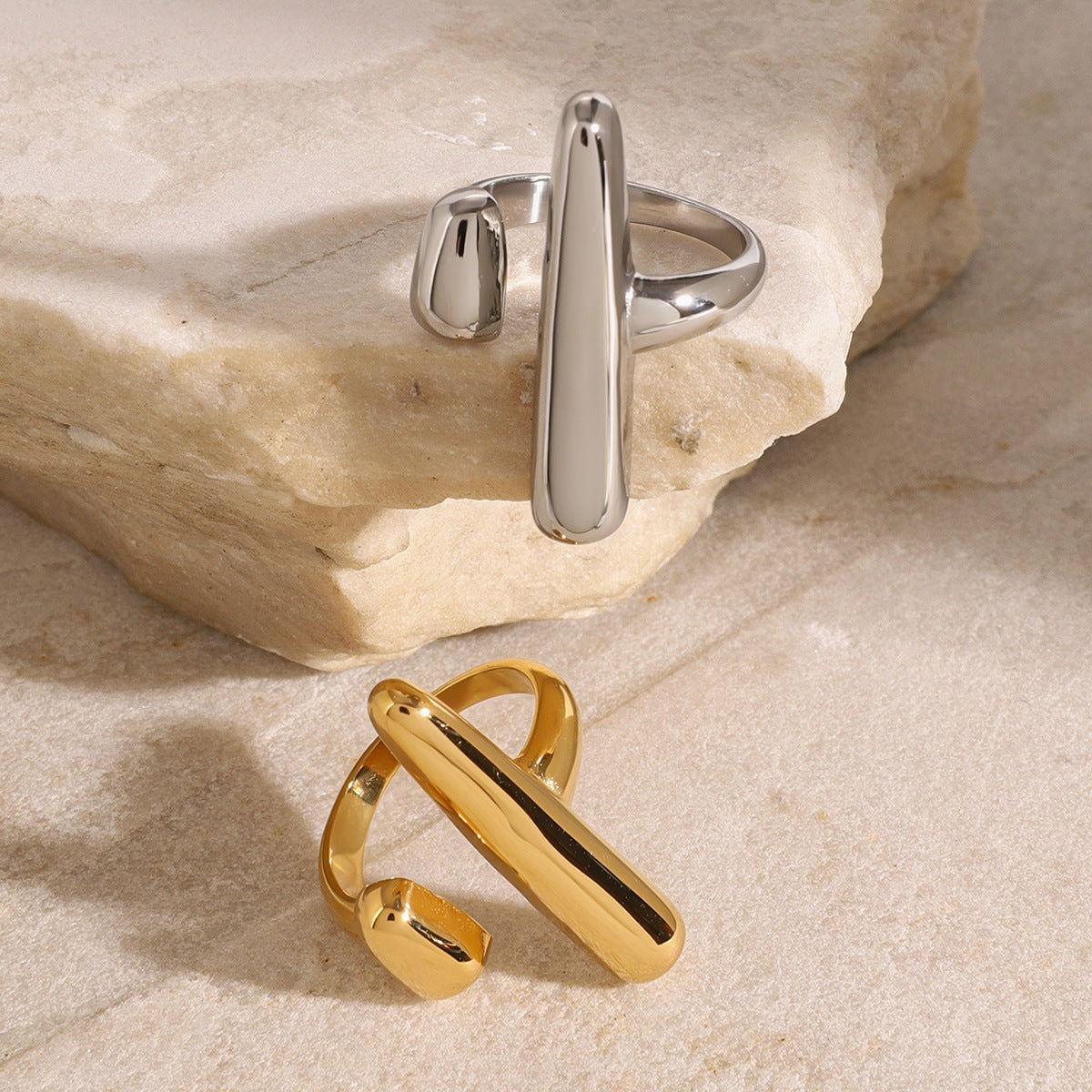 Elysian Minimalist Gold Ring