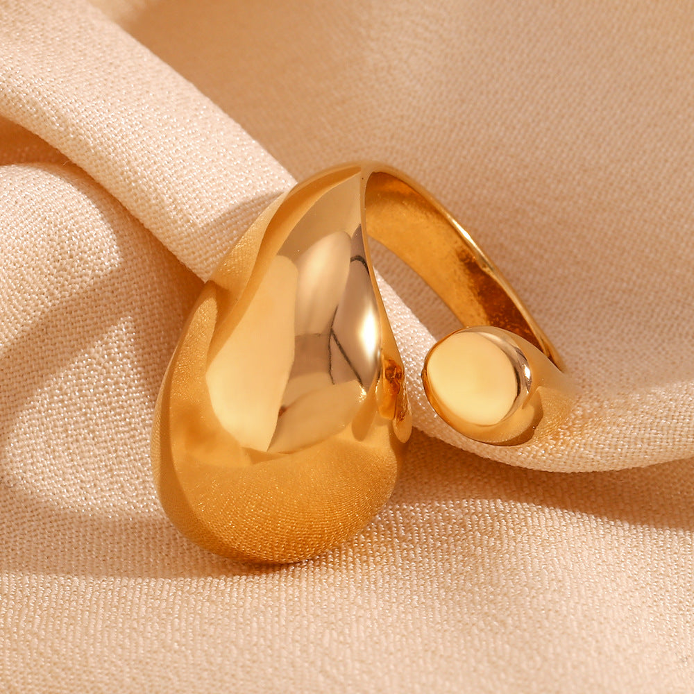 Ethereal Knot Ring