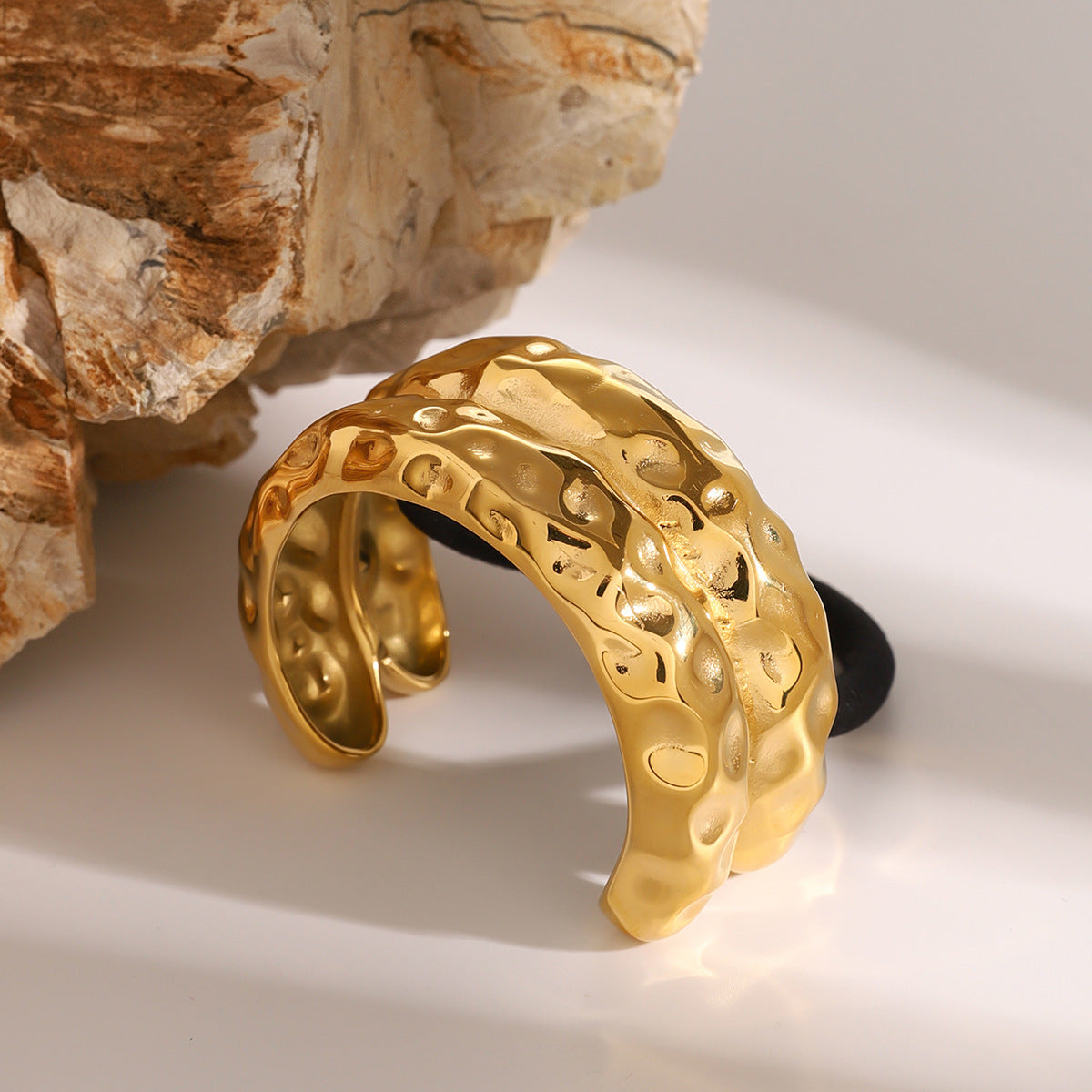 Hammered Arch Hair Cuff
