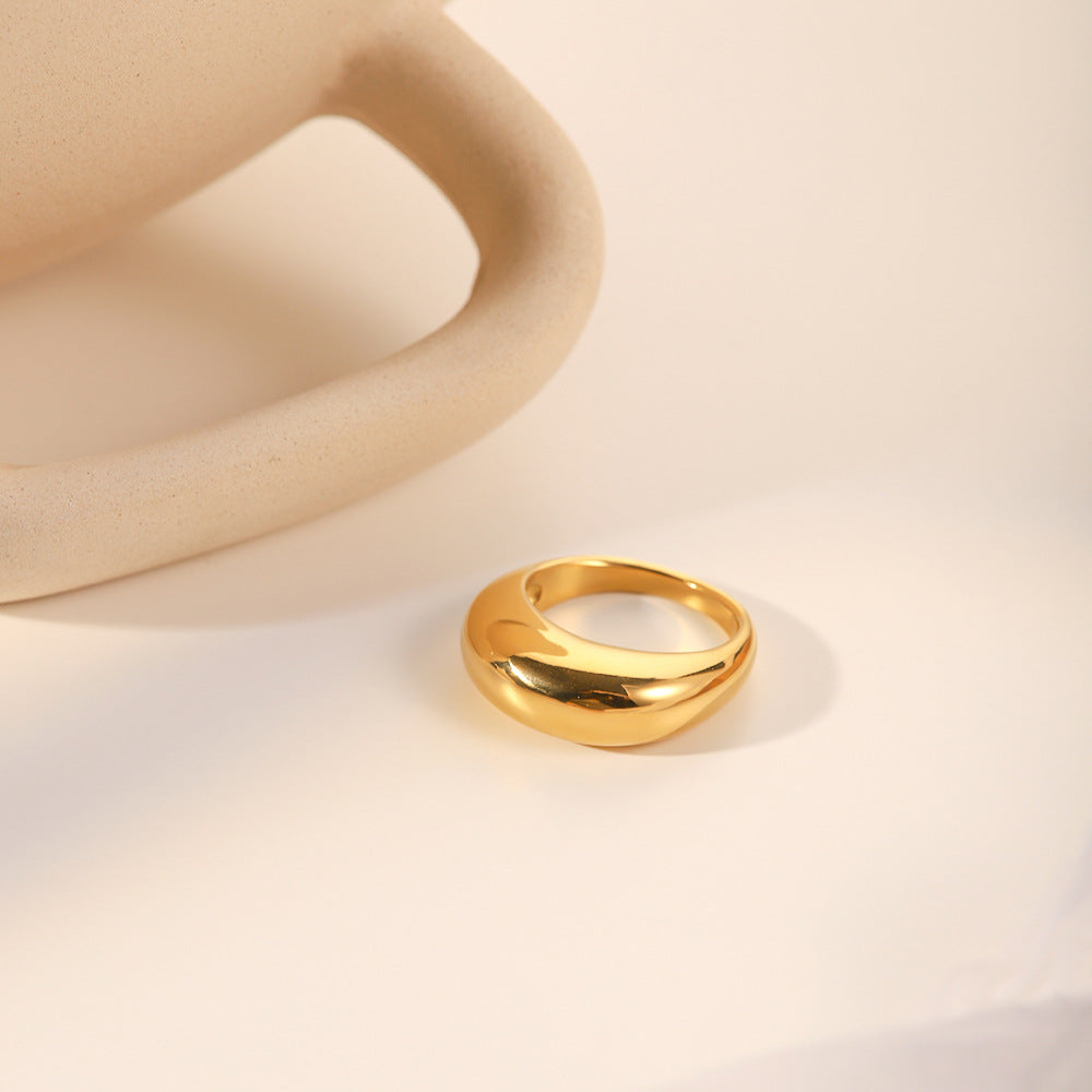 Elegant Gold Band