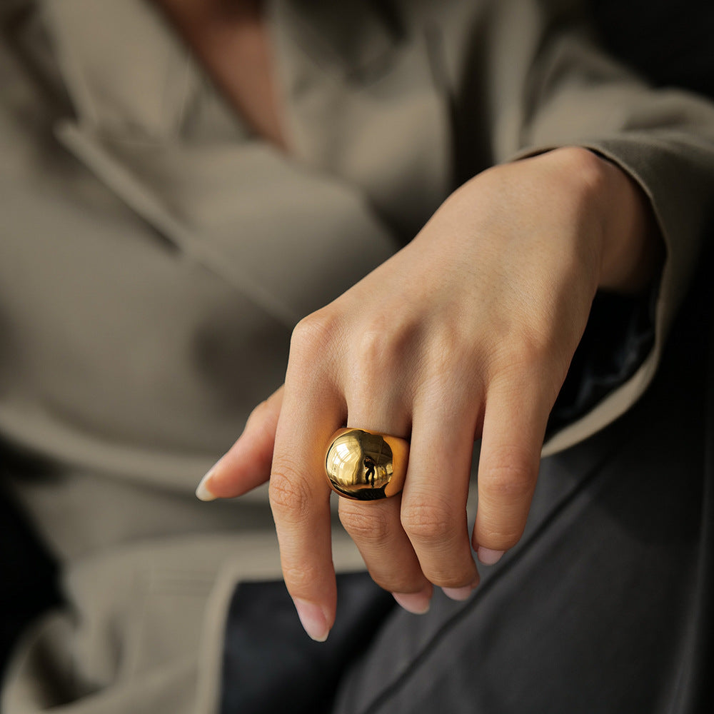 Aura Gold Band Ring