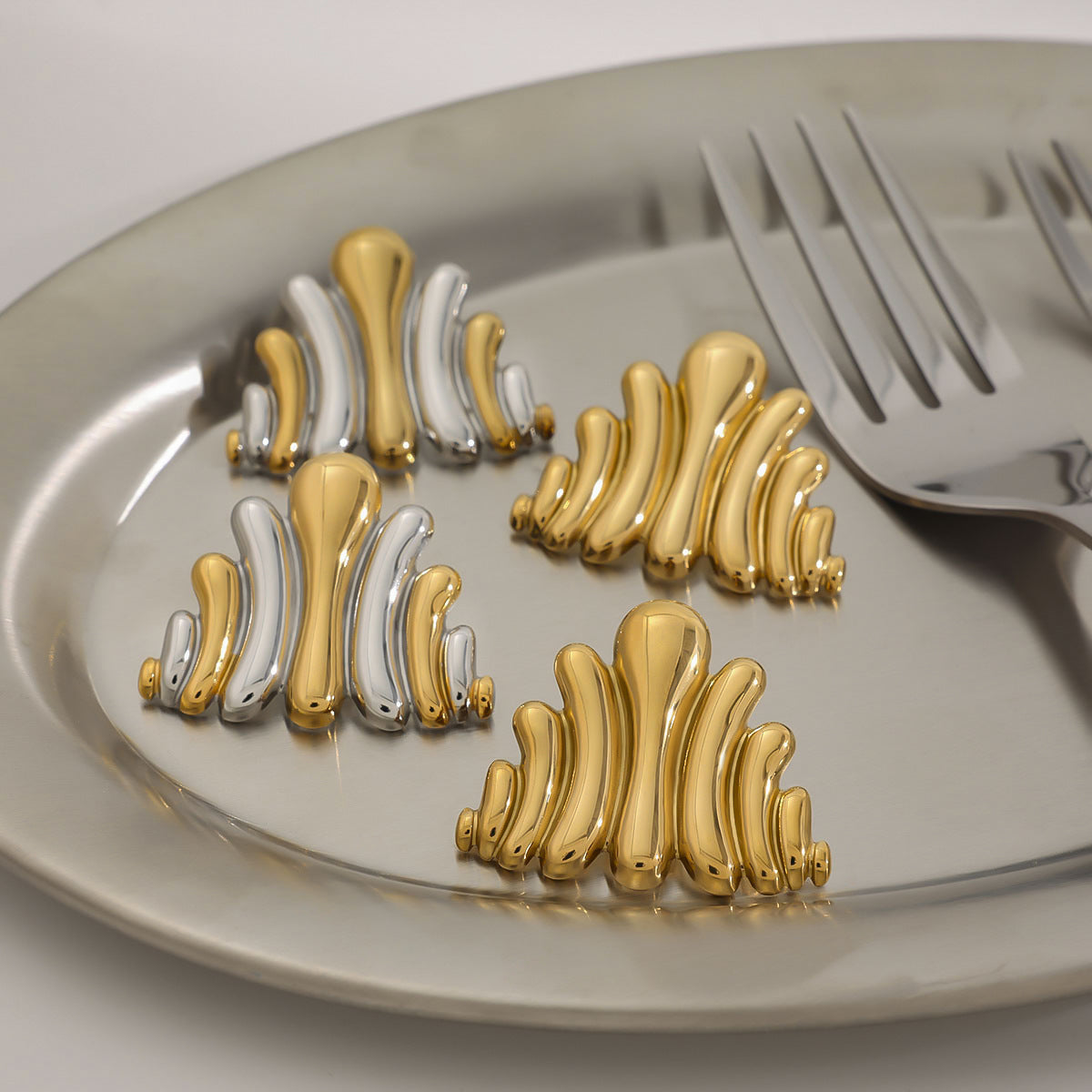 Luna Wave Gold Earrings