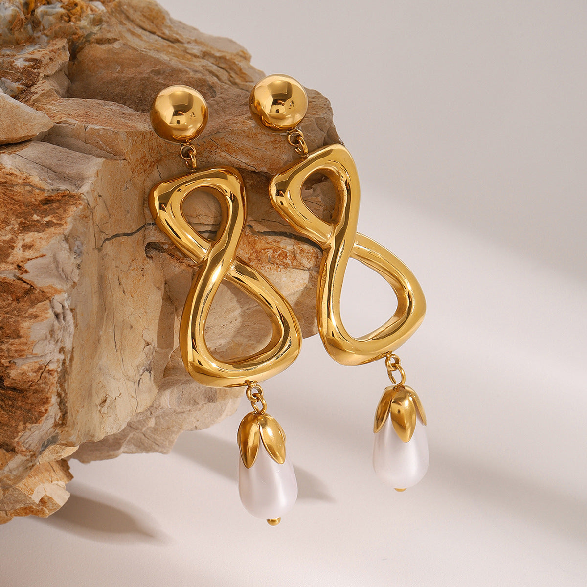 Luxe Pearl Drop Earrings