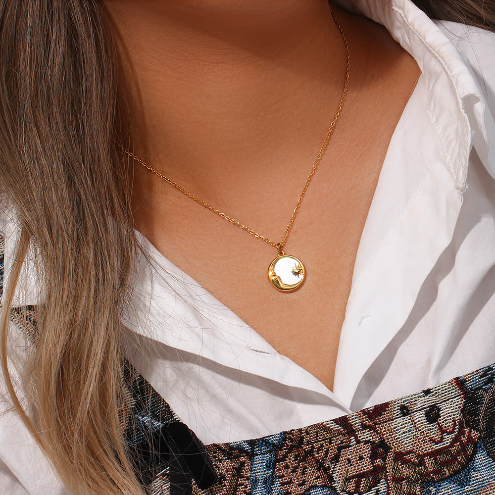 Stellar Radiance Gold Necklace