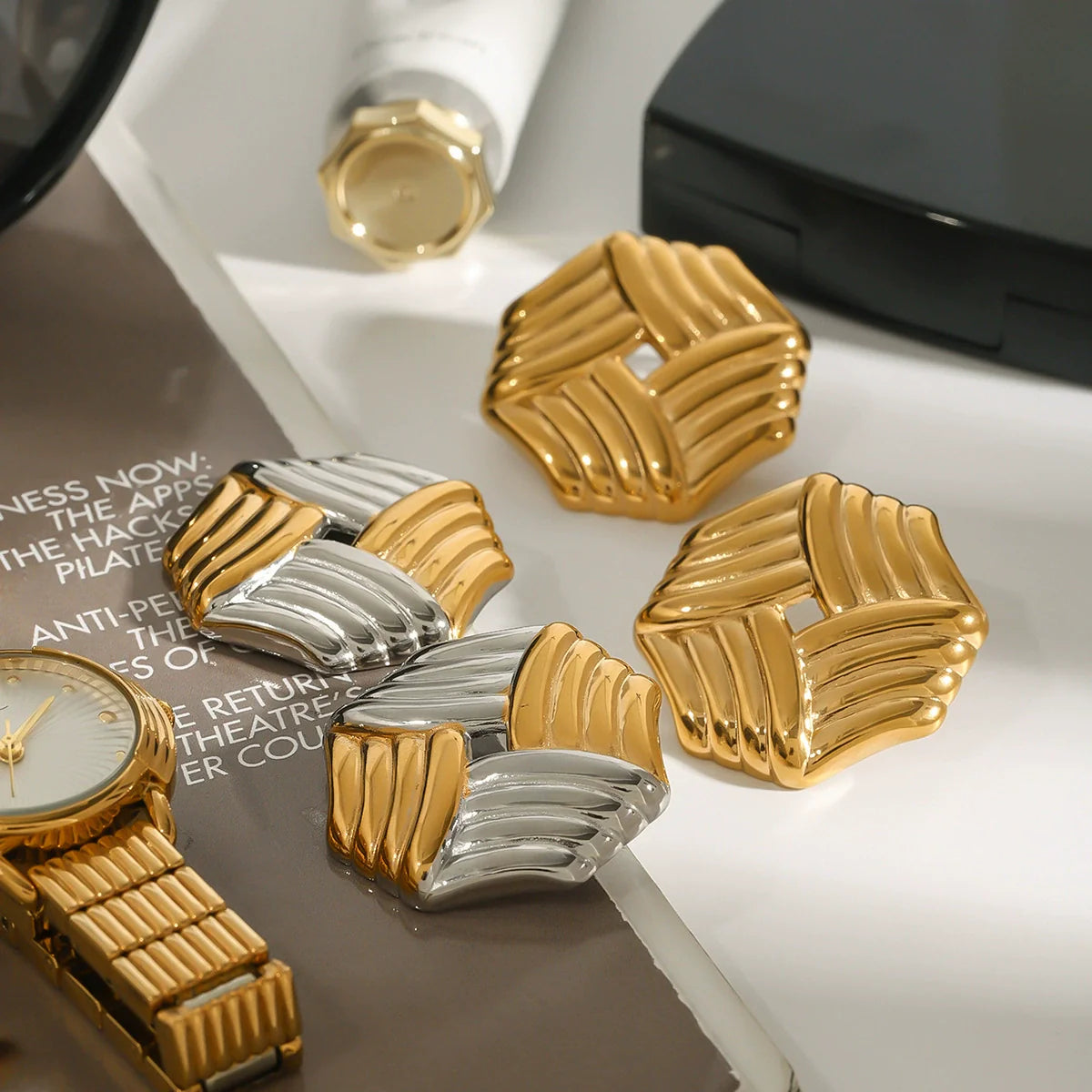 Vanessa Geometric Gold Earrings