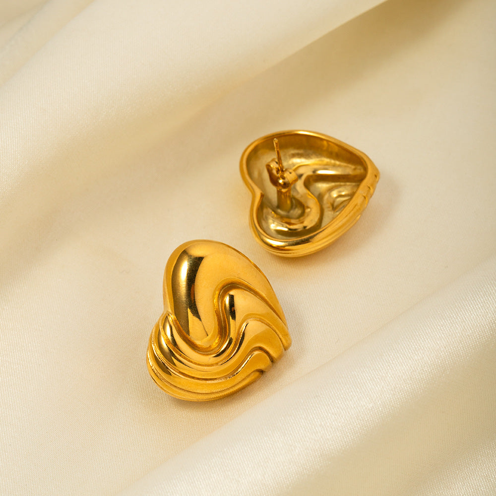 Milena Vintage Heart Earrings
