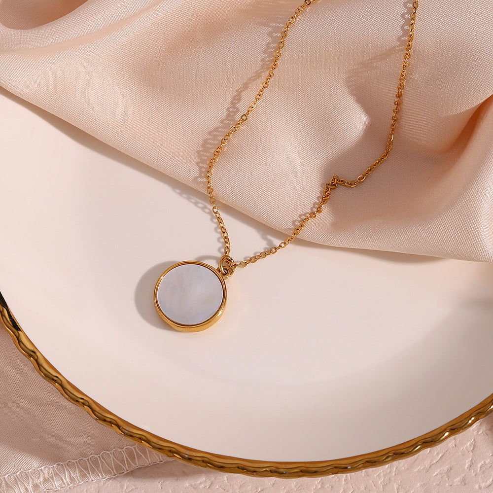 Stellar Radiance Gold Necklace