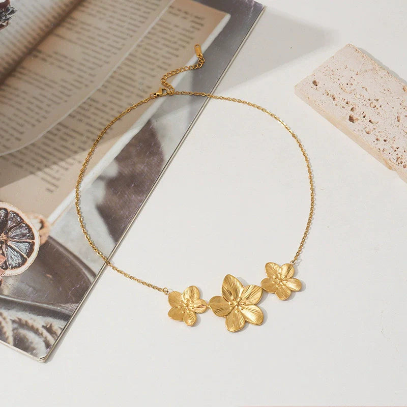 Floral Dream Gold Necklace