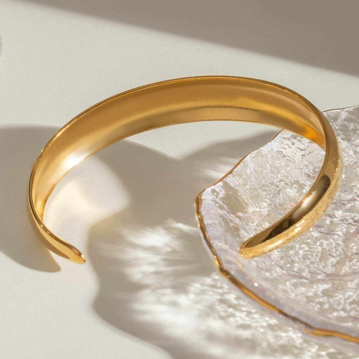 Marissa Golden Bangle - Timeless Elegance