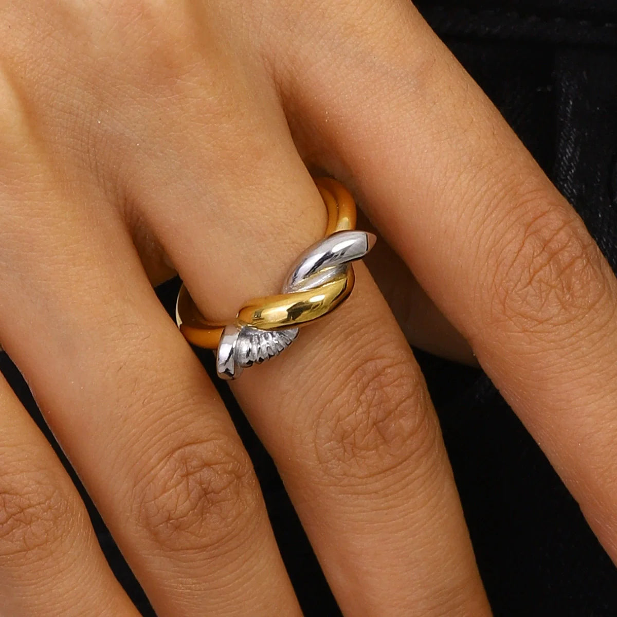 Twisted Nail Ring - Modern Elegance