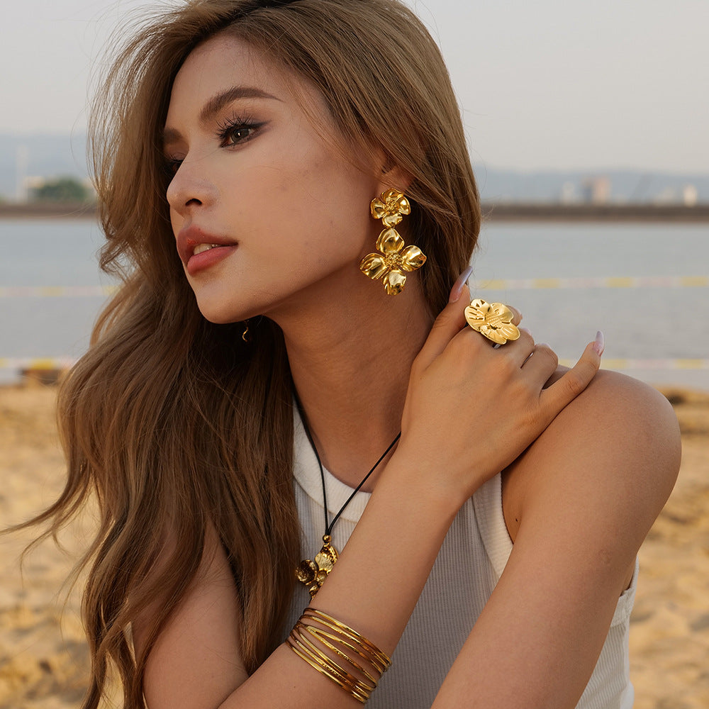 Blooming Petal Gold Ring