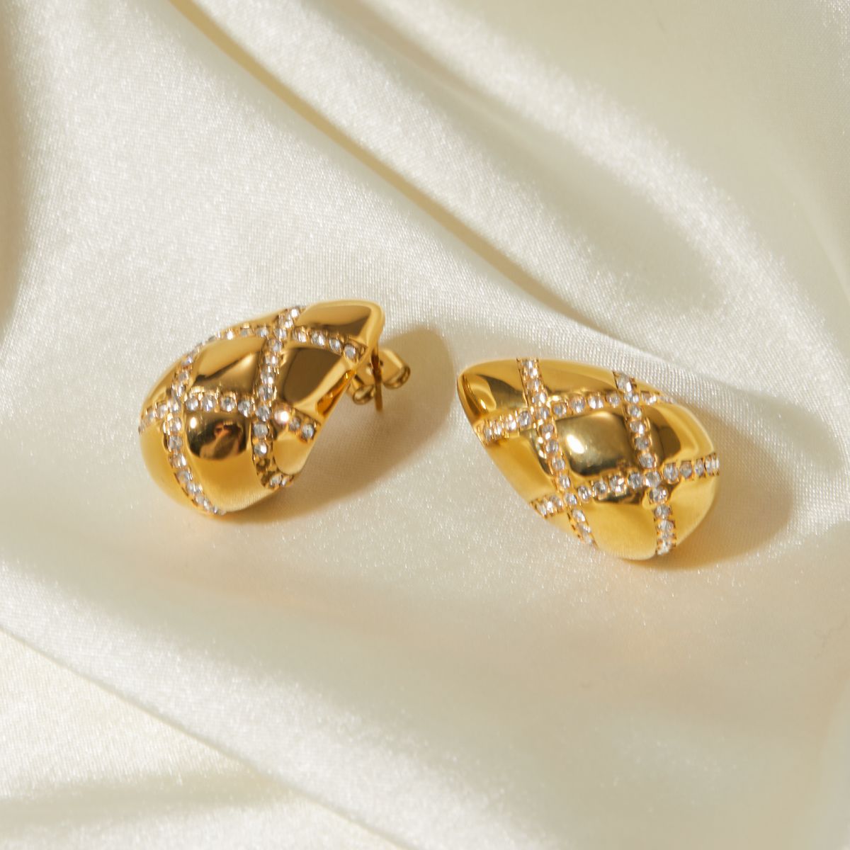 Luxe Gold Teardrop Earrings