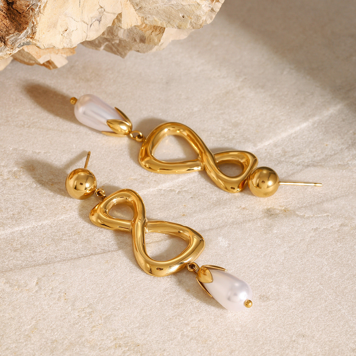 Luxe Pearl Drop Earrings