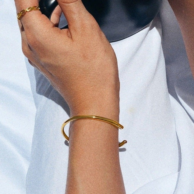 Radiant Gold Bangle