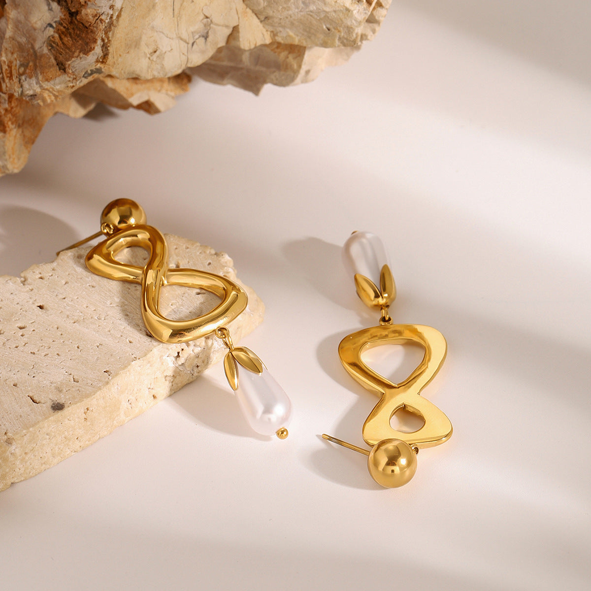 Luxe Pearl Drop Earrings
