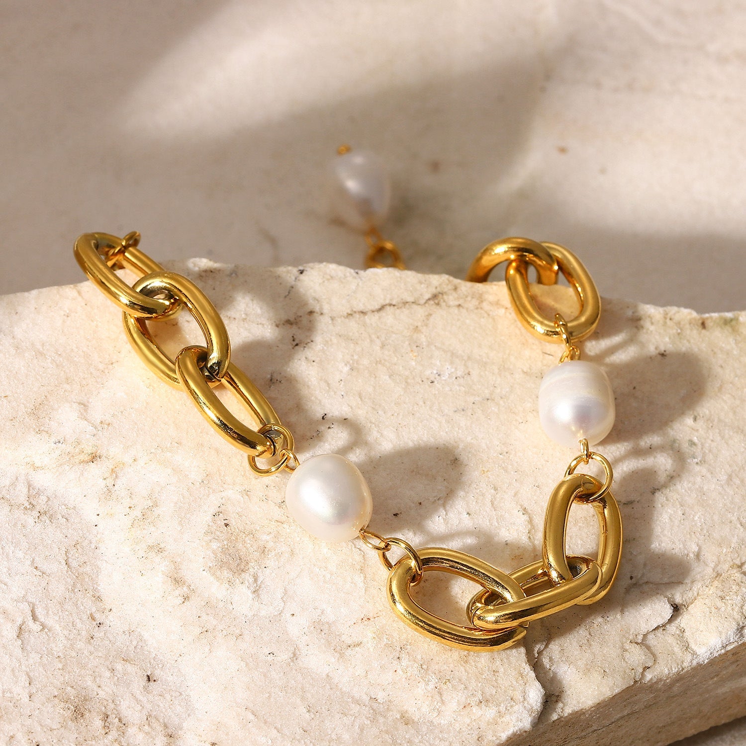 Elegant Pearl Chain Bracelet