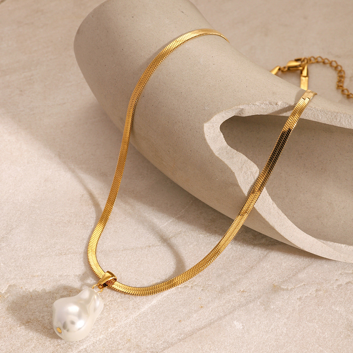 Modern Pearl Chain Necklace