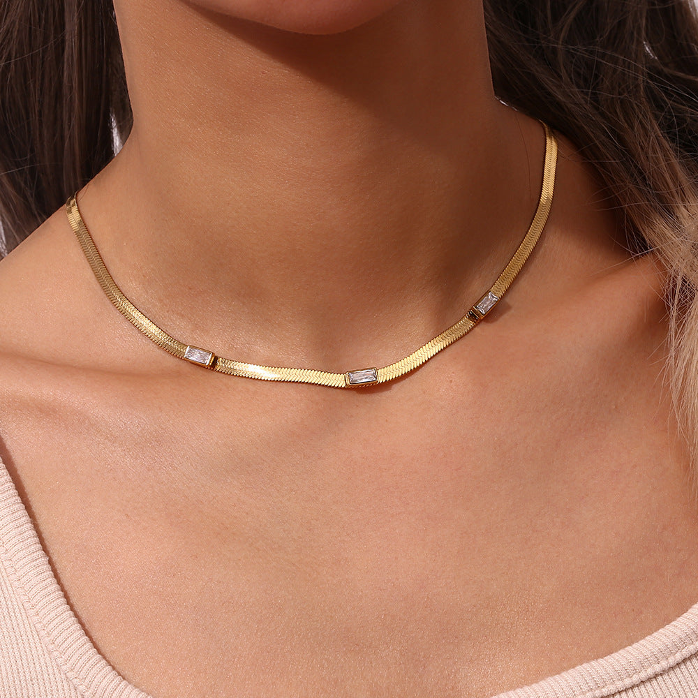 Sparkling Herringbone Gold Chain