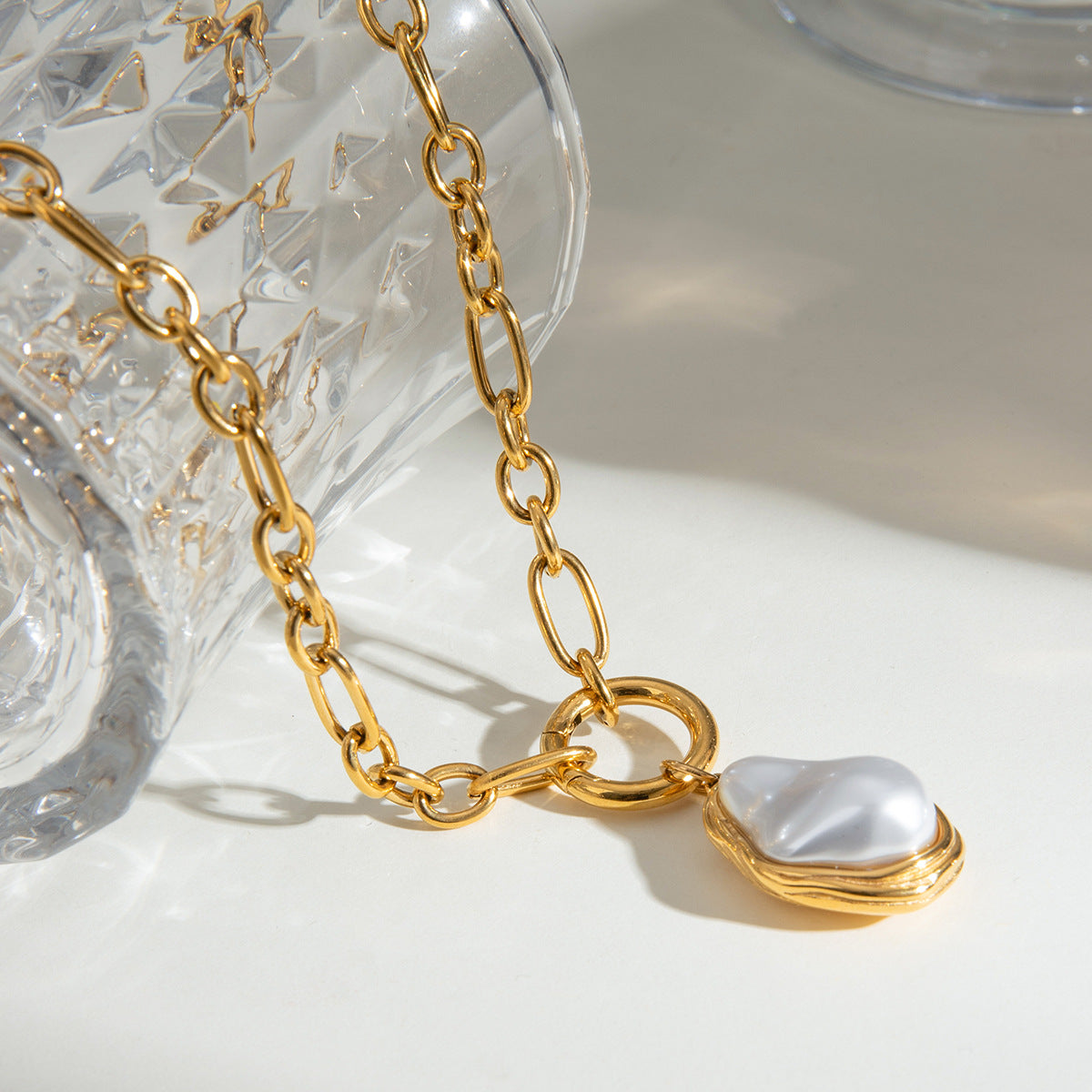 Lumi Pearl Pendant