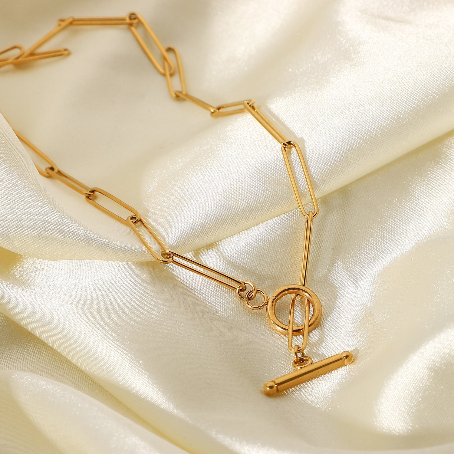 Elegant Link Chain Necklace