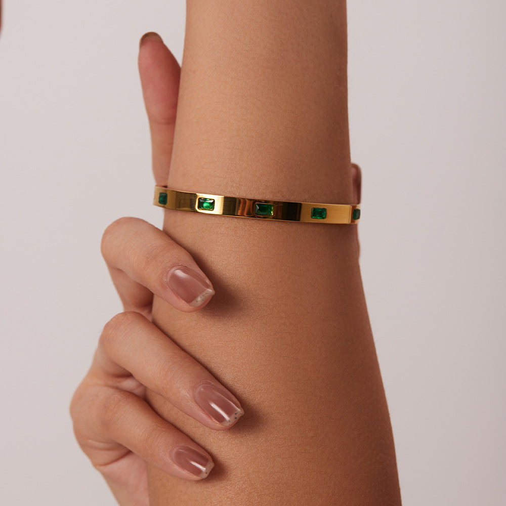 Regal Radiance Gold Bangle