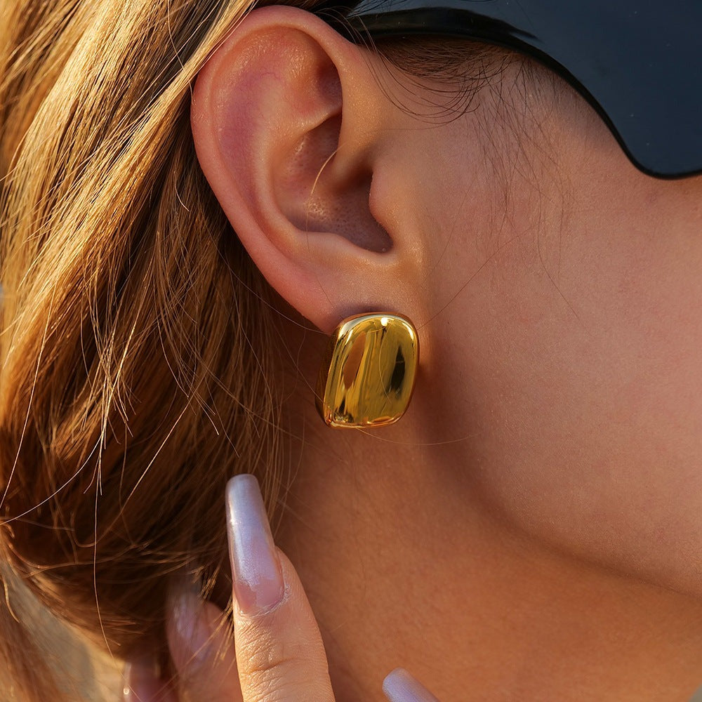 Elegant Gold Rectangle Studs