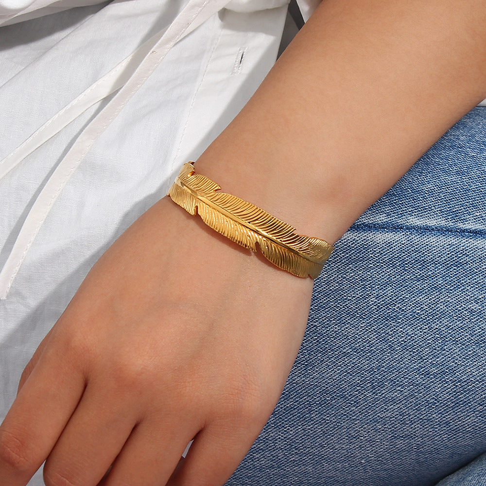 Divine Feather Gold Bangle
