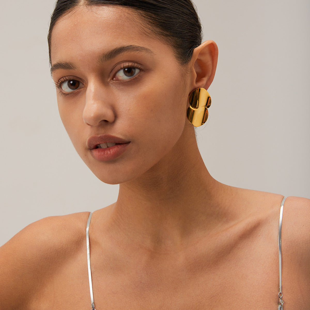 Intertwined Discs Earrings