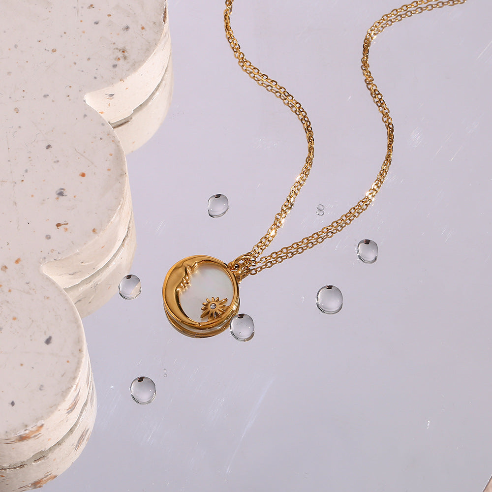 Stellar Radiance Gold Necklace