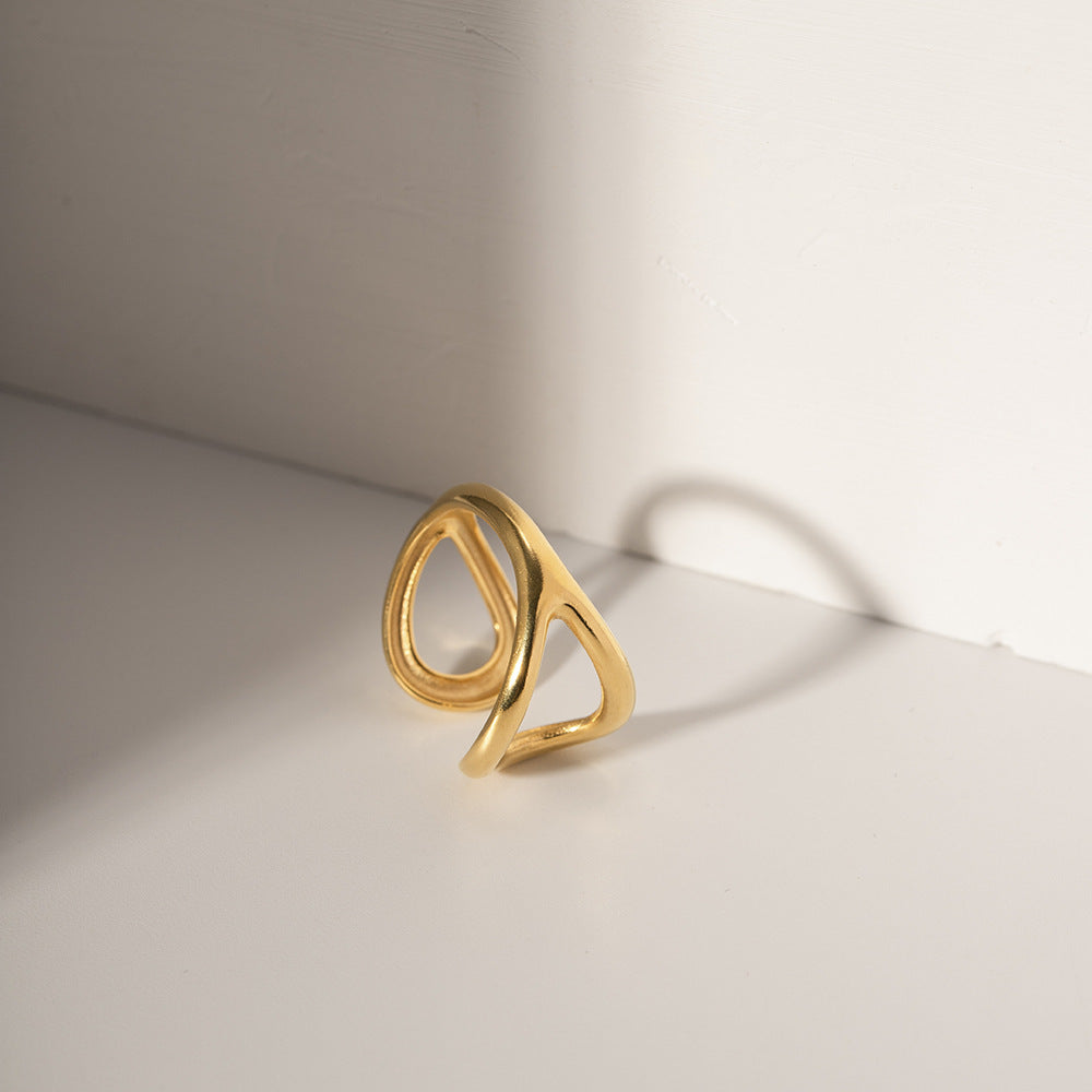 Twisted Elegance Gold Band