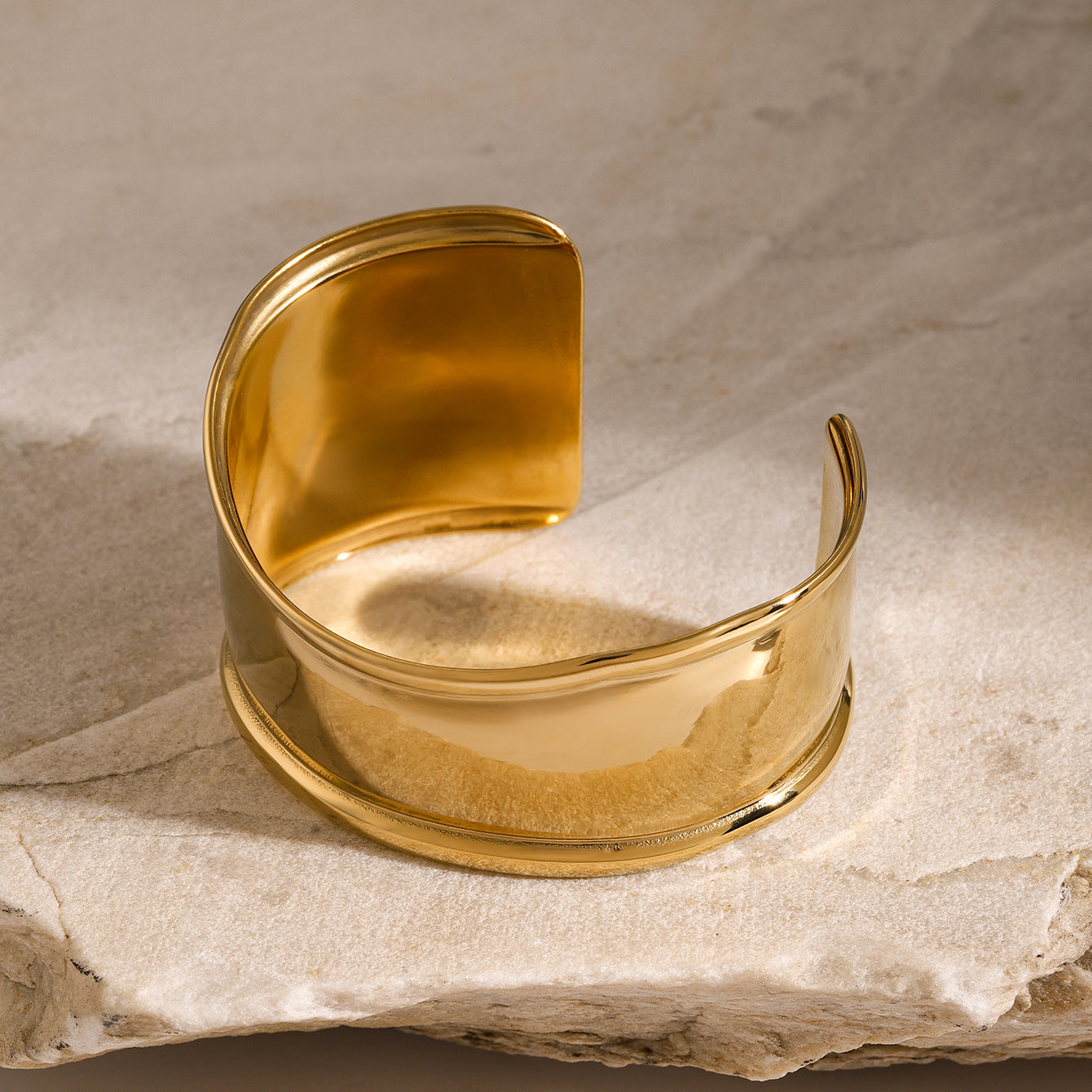 Ethereal Gold Bangle