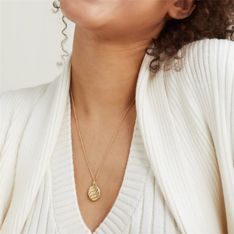 Luxe Croissant Chain Necklace