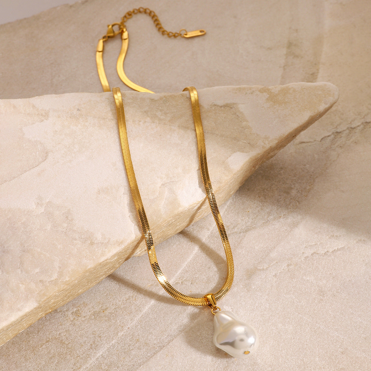 Modern Pearl Chain Necklace