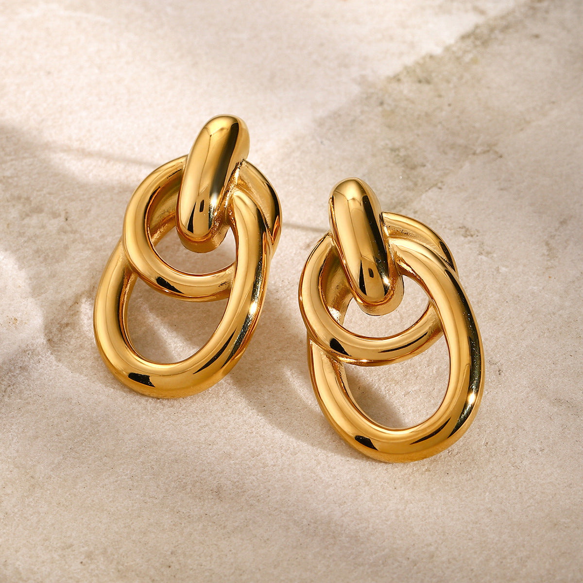 Amarelda Dangle Gold Earrings