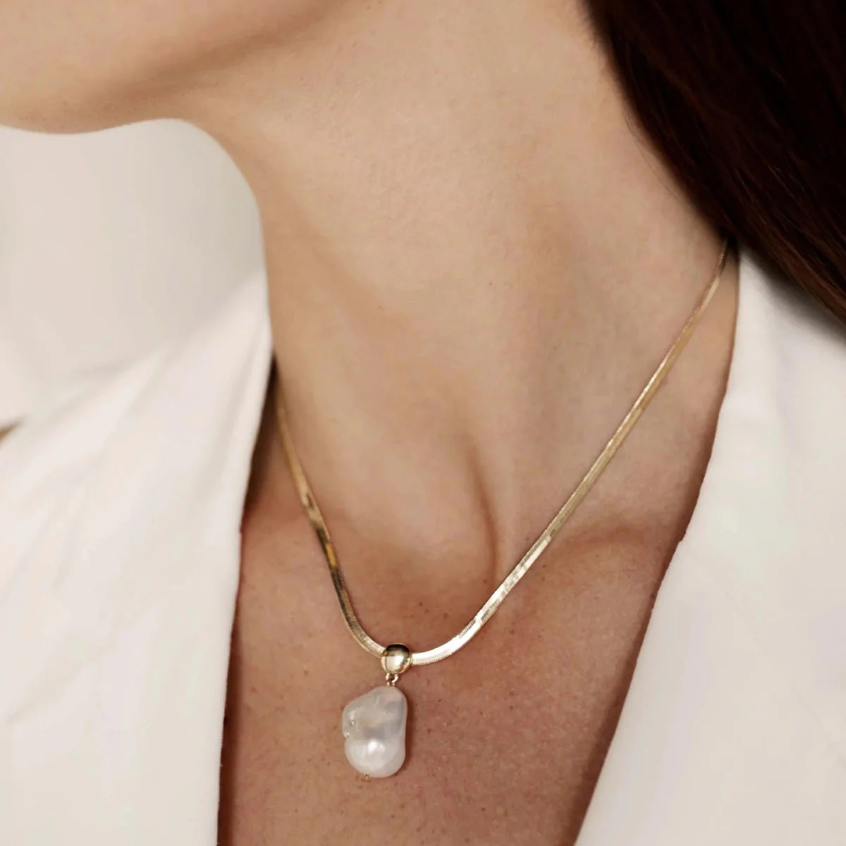 Modern Pearl Chain Necklace