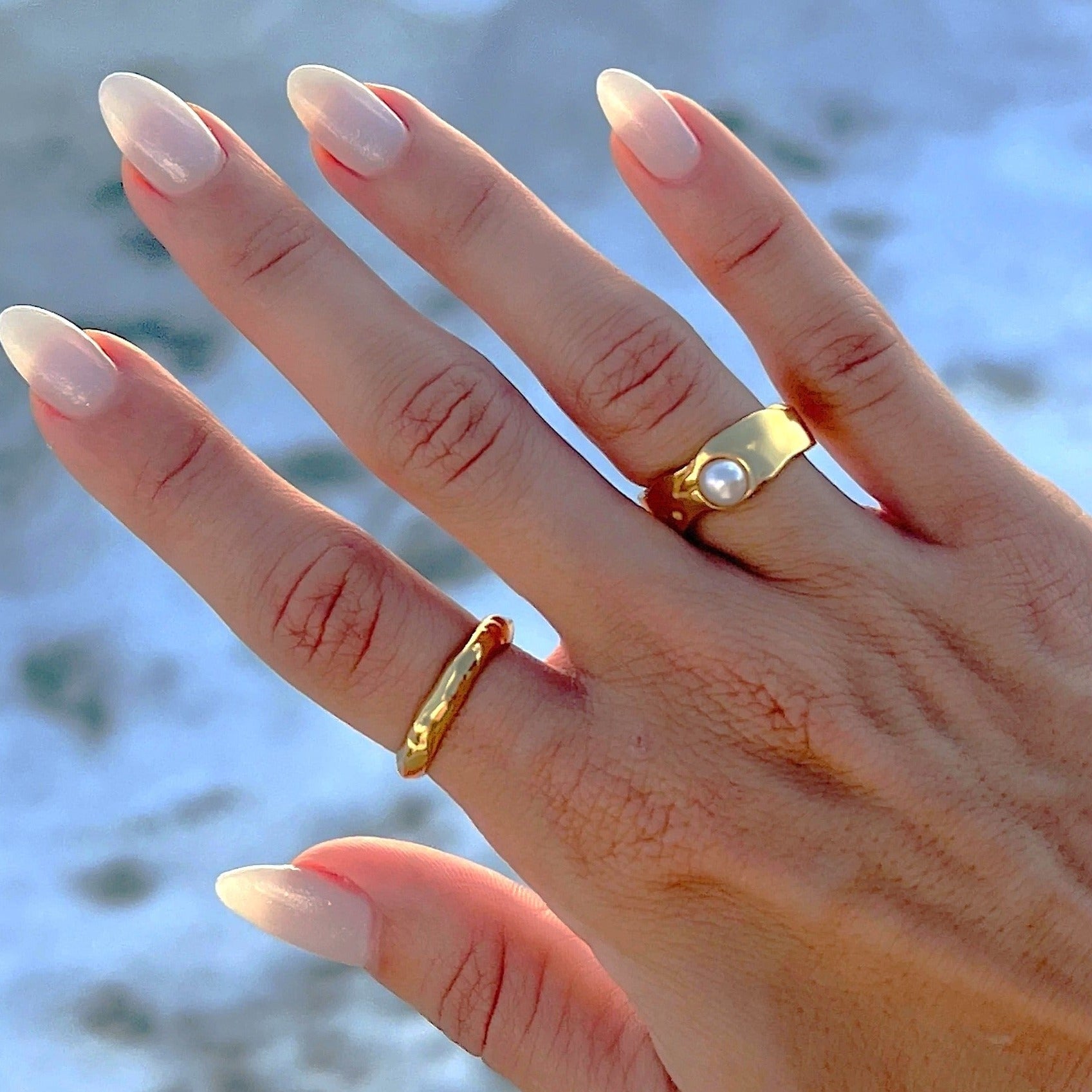 Lumi Pearl Ring