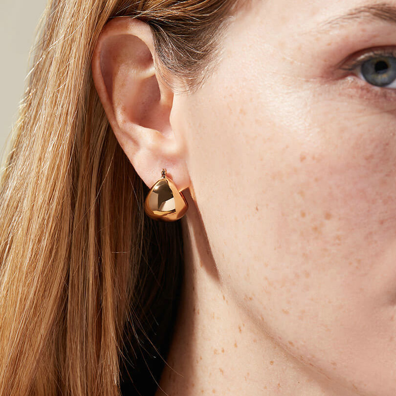 Luxe Gold Aura Huggie Hoops