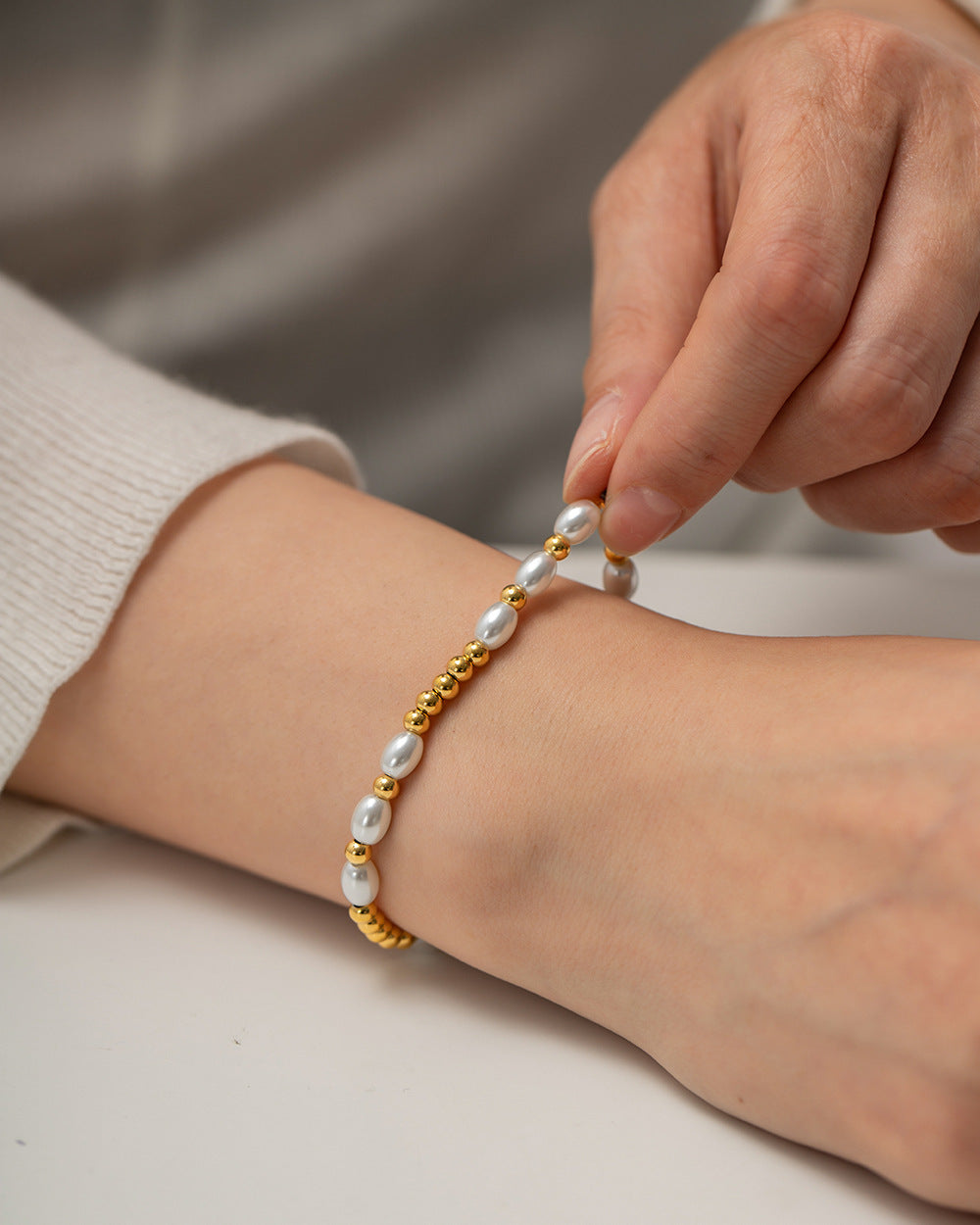 Luxe Pearl Gold Bracelet