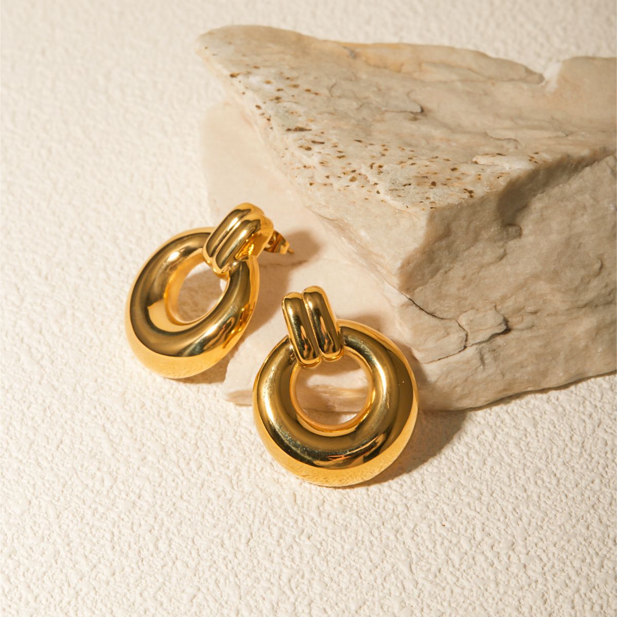 Nora Knot Earrings