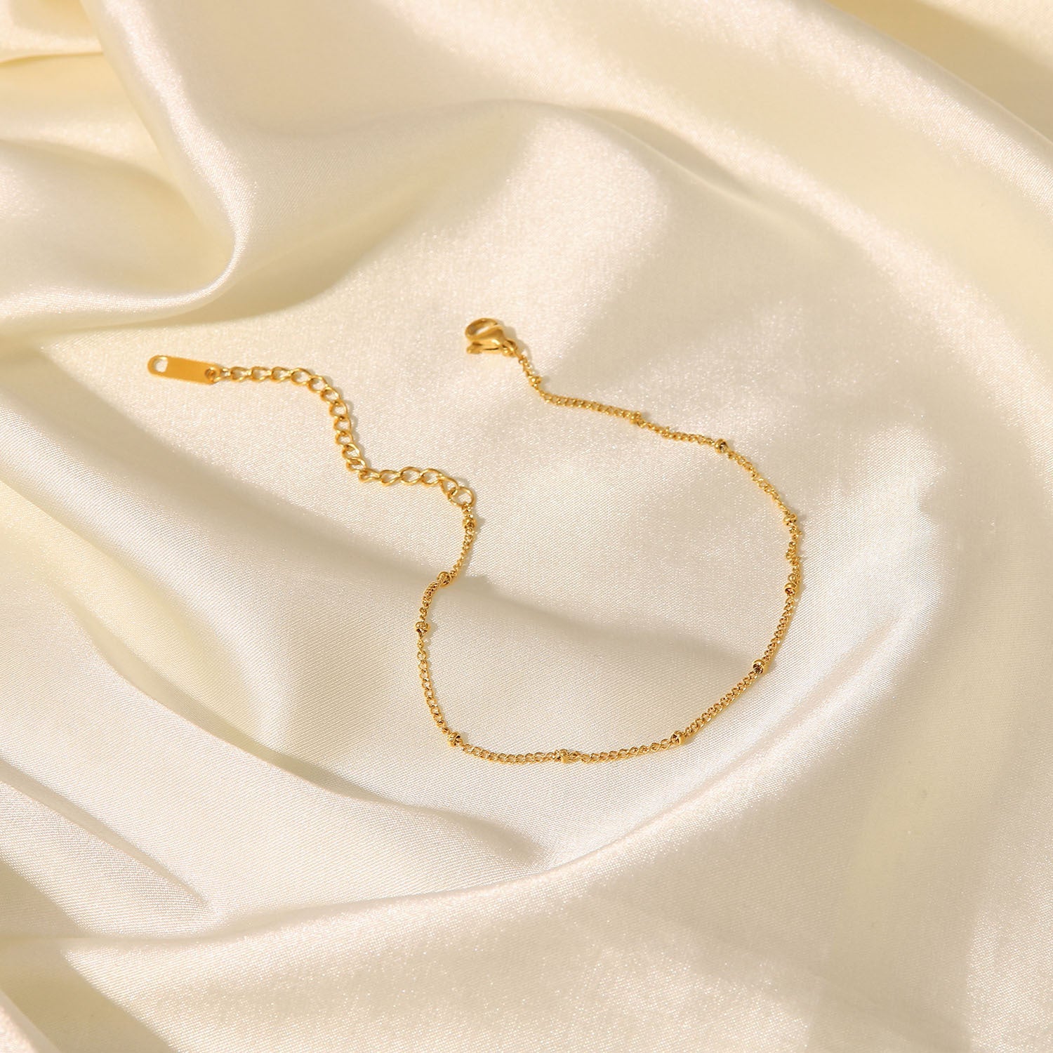 Wren Dainty Gold Anklet
