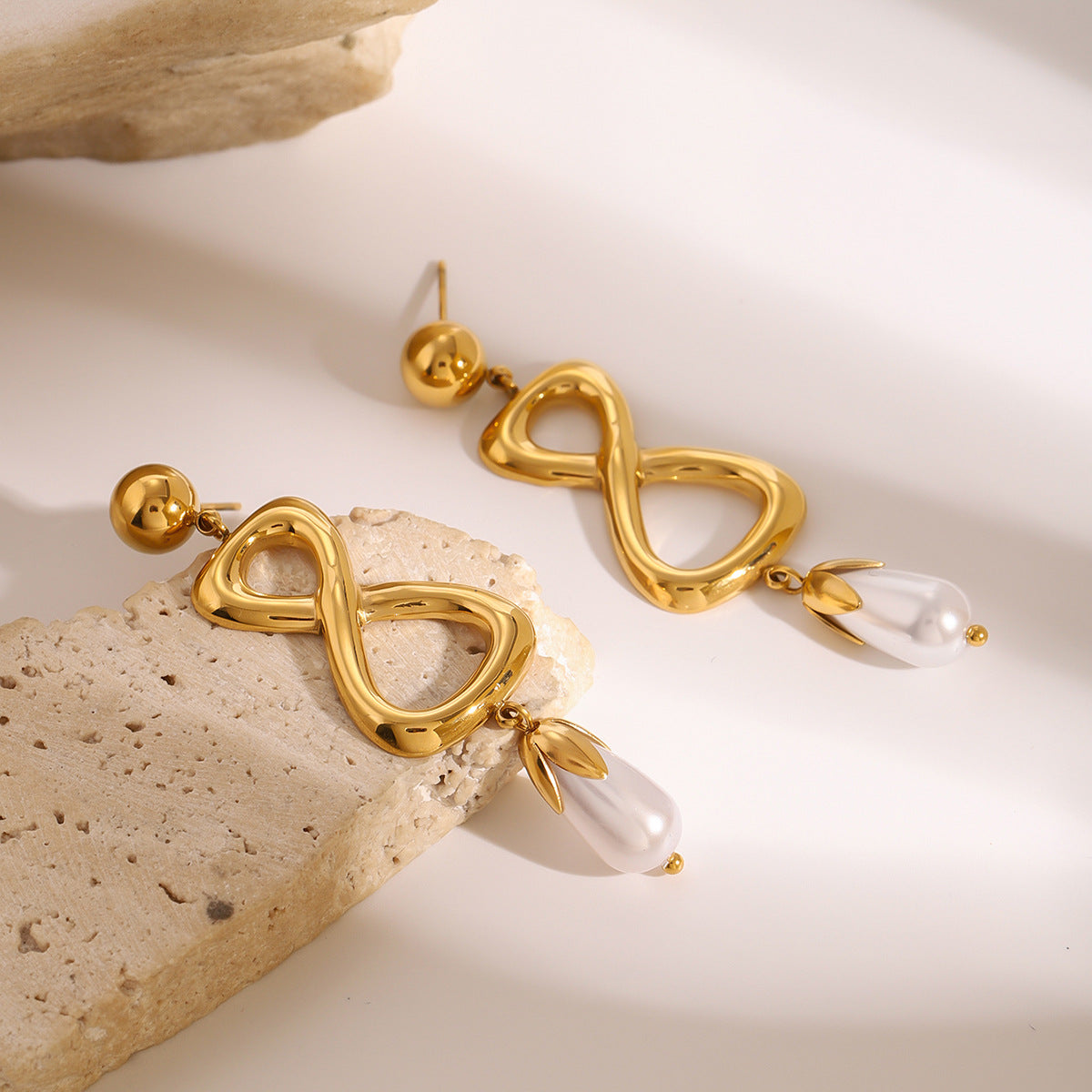 Luxe Pearl Drop Earrings