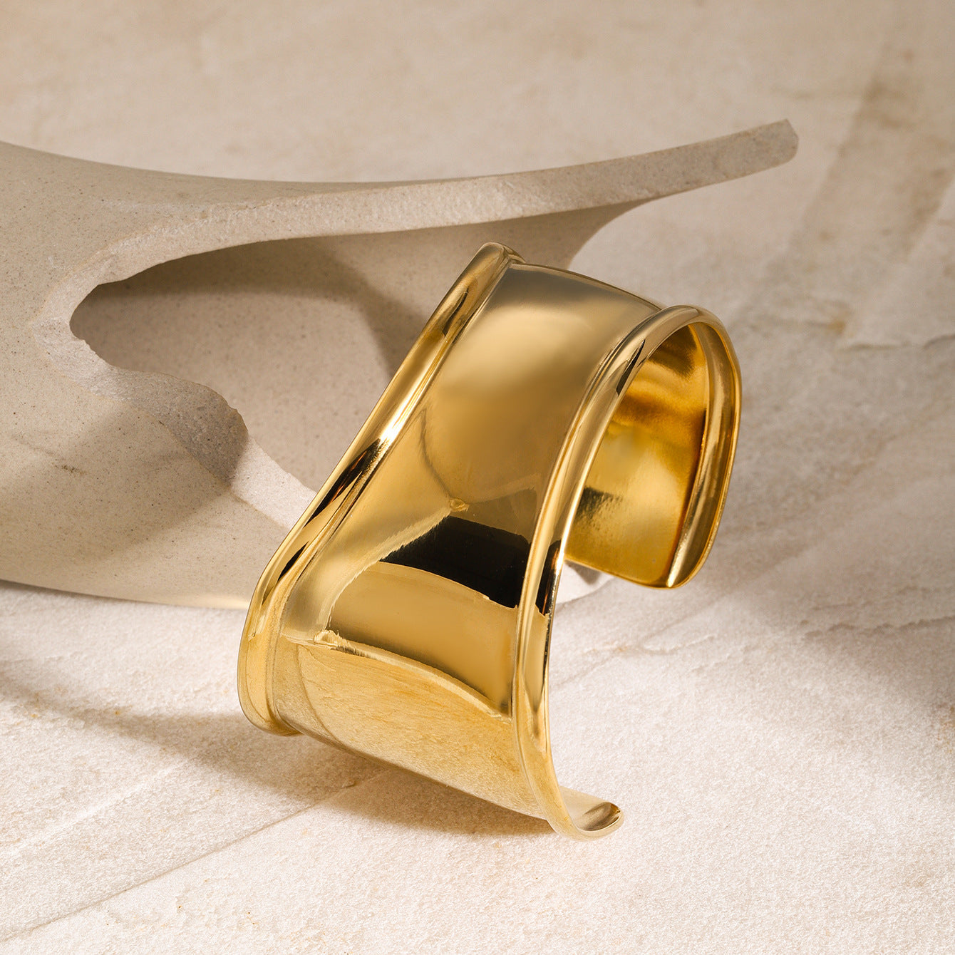 Ethereal Gold Bangle