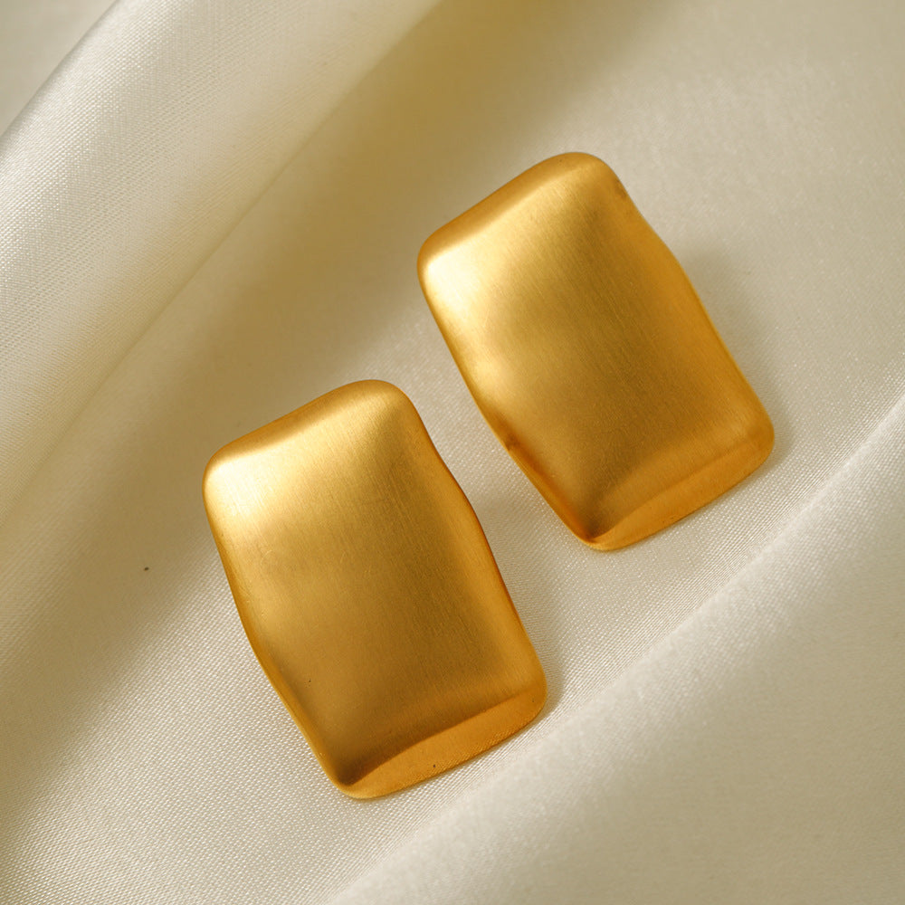 Gold Olive Twirl Earrings