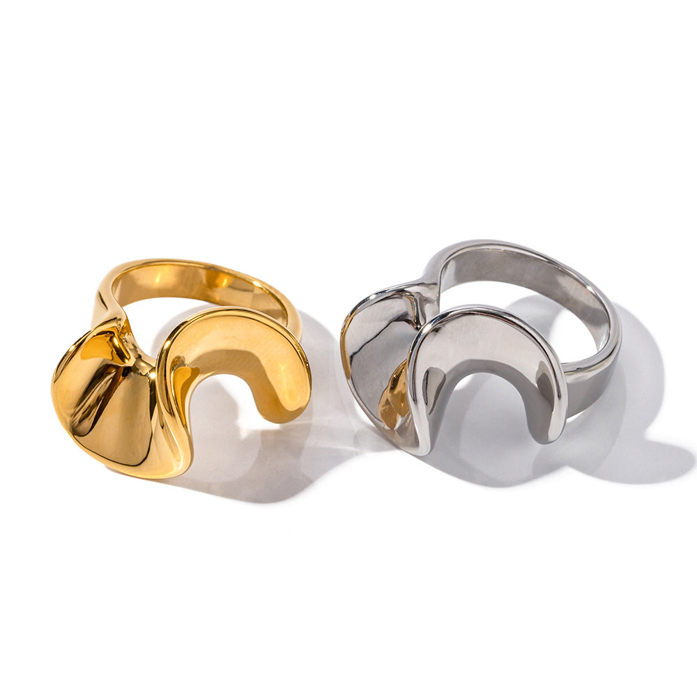 Twisted Radiance Gold Band