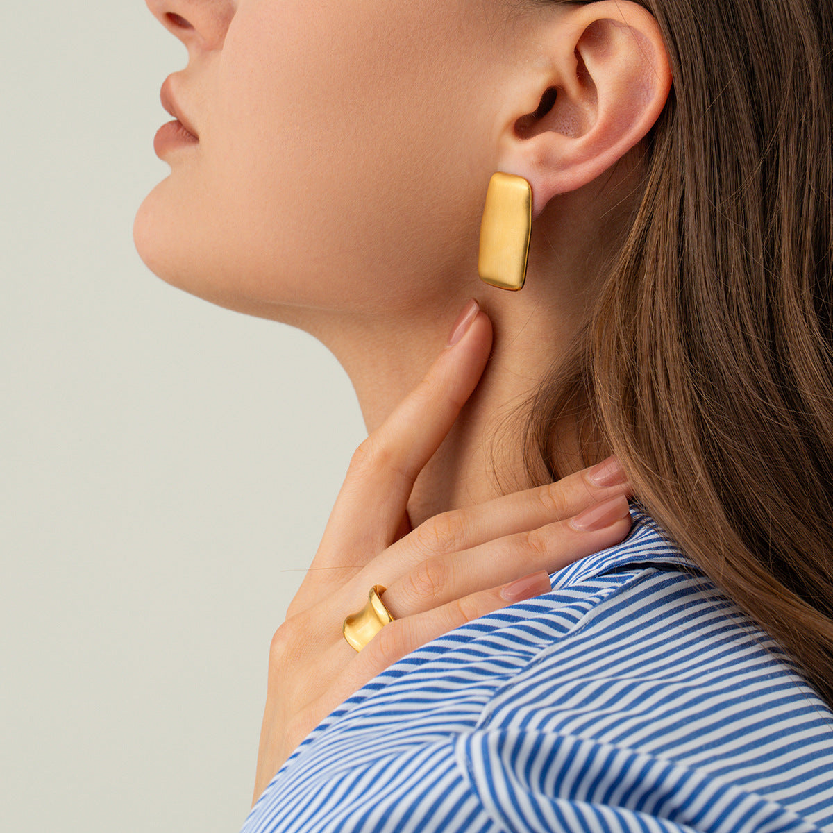 Gold Olive Twirl Earrings