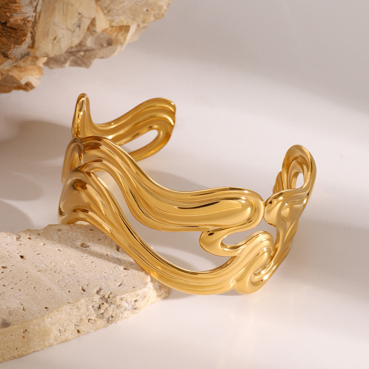 Ethereal Gold Wavy Bangle