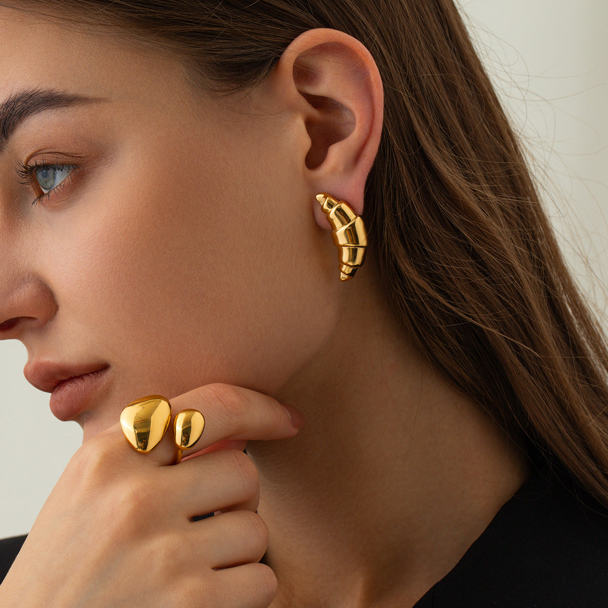 Emberly Croissant Gold Earrings