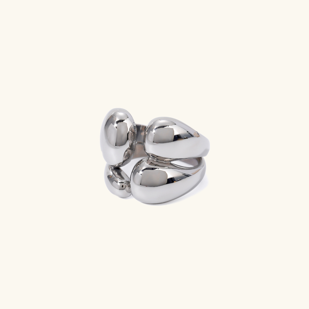 Twisted Elegance Gold Ring