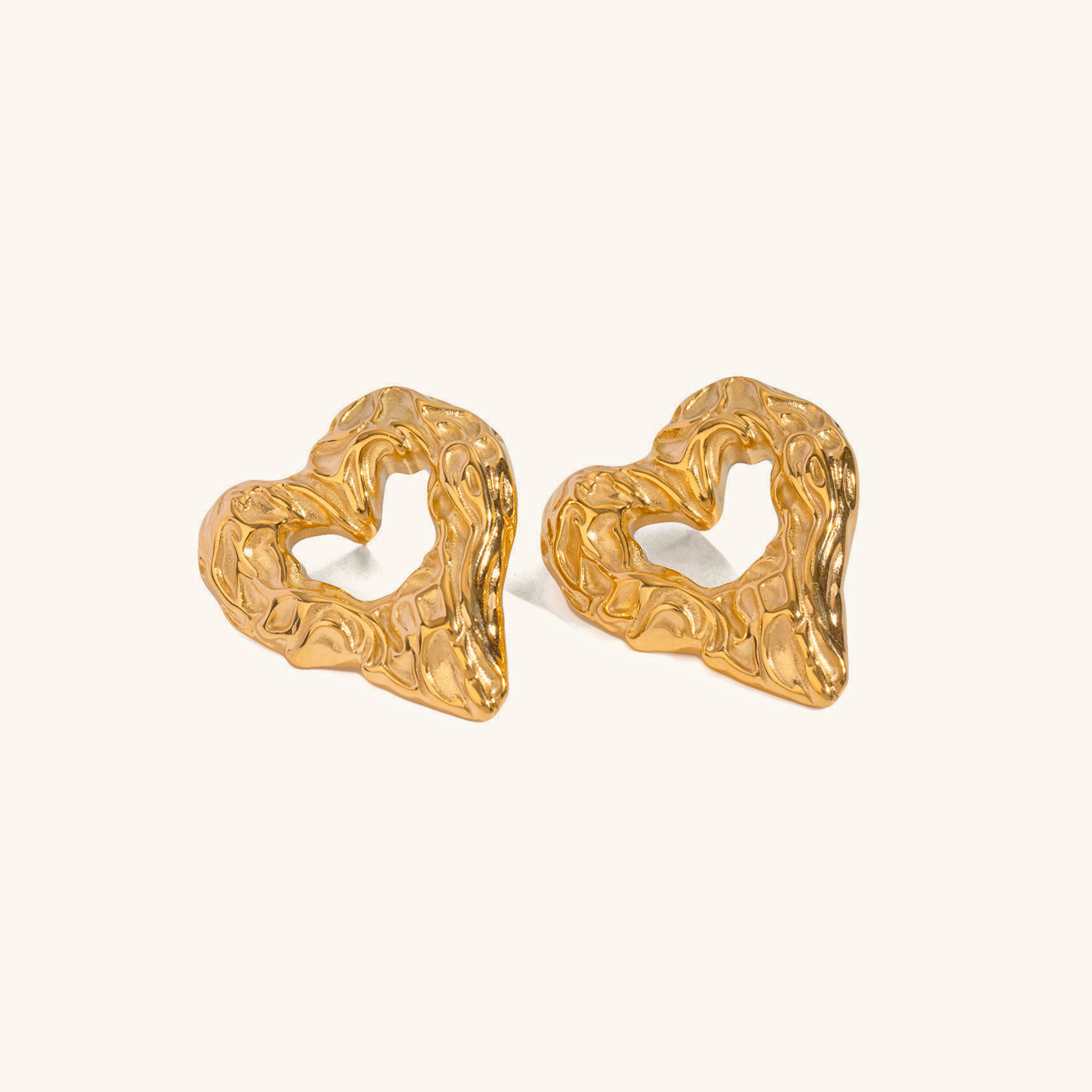 Helene Sculpted Heart Earrings