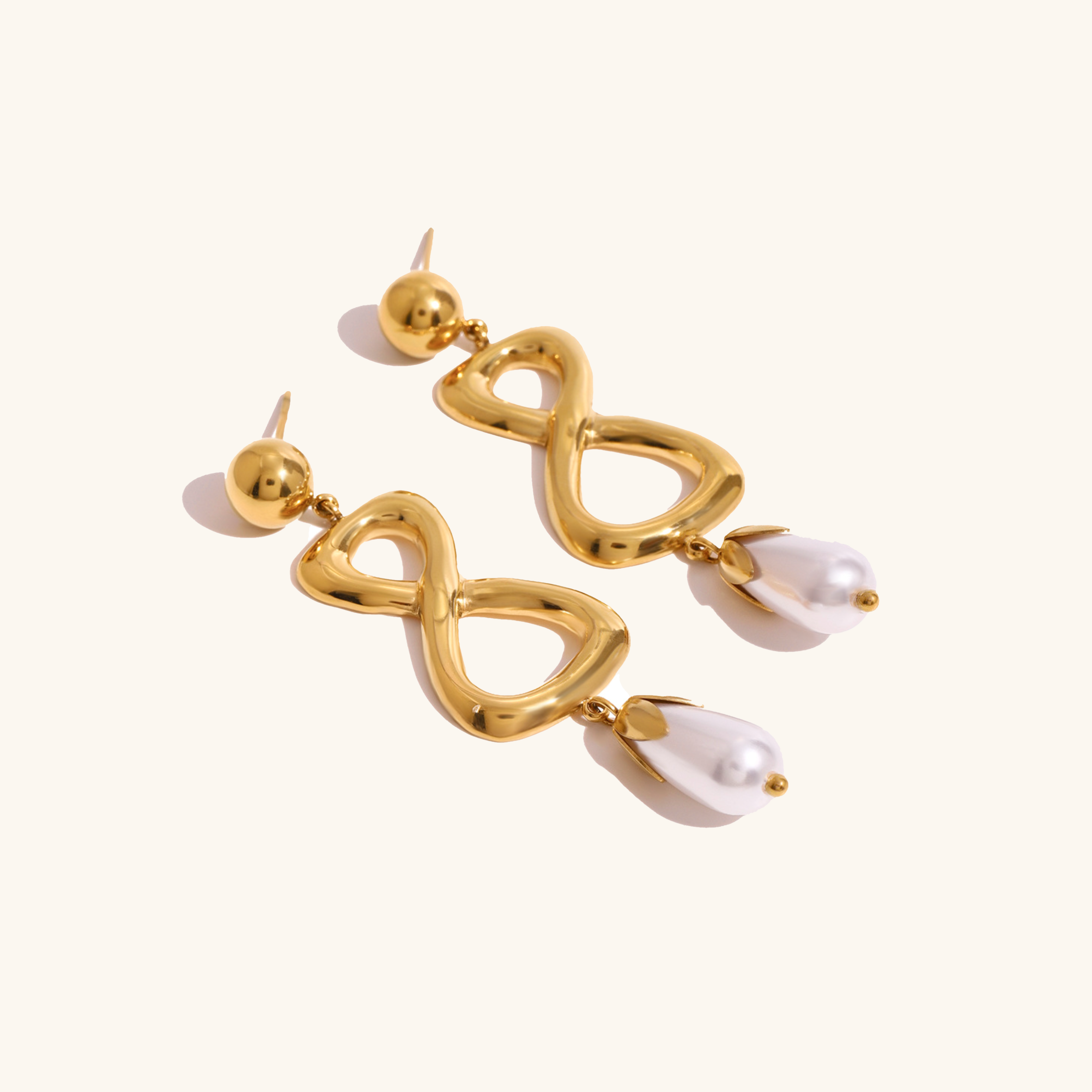 Luxe Pearl Drop Earrings